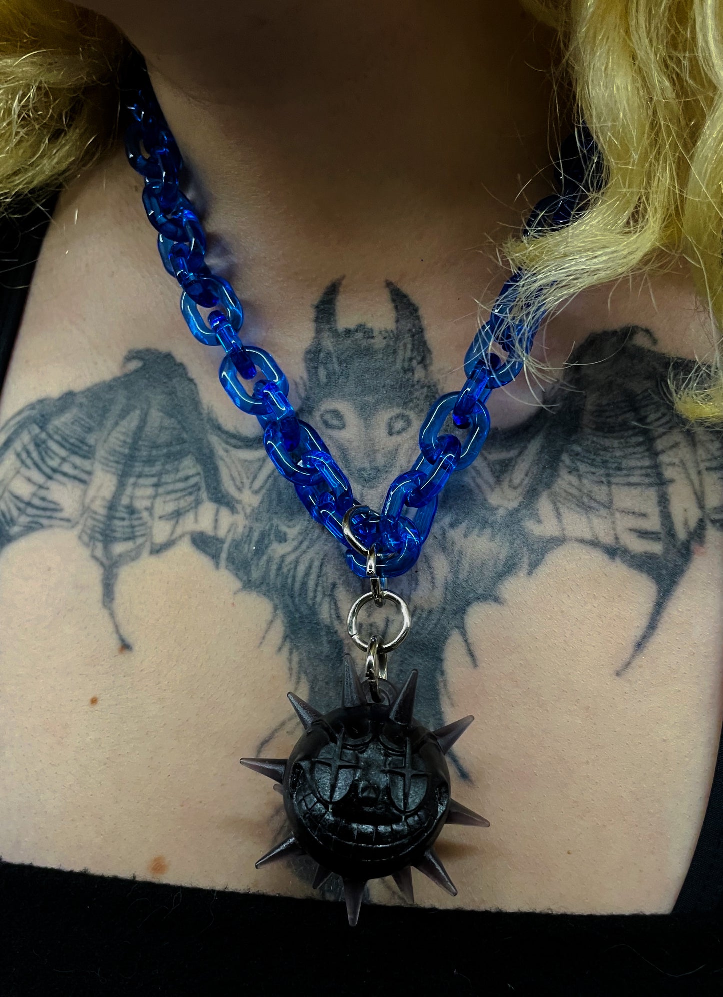 Collar fractadelico Azul/Negro