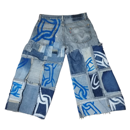 Bermuda de parches pintado